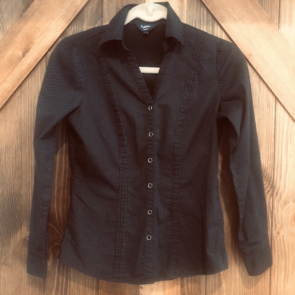 ⭐️5/$20 Black polkadot snap button shirt Reitmans top long sleeve office career